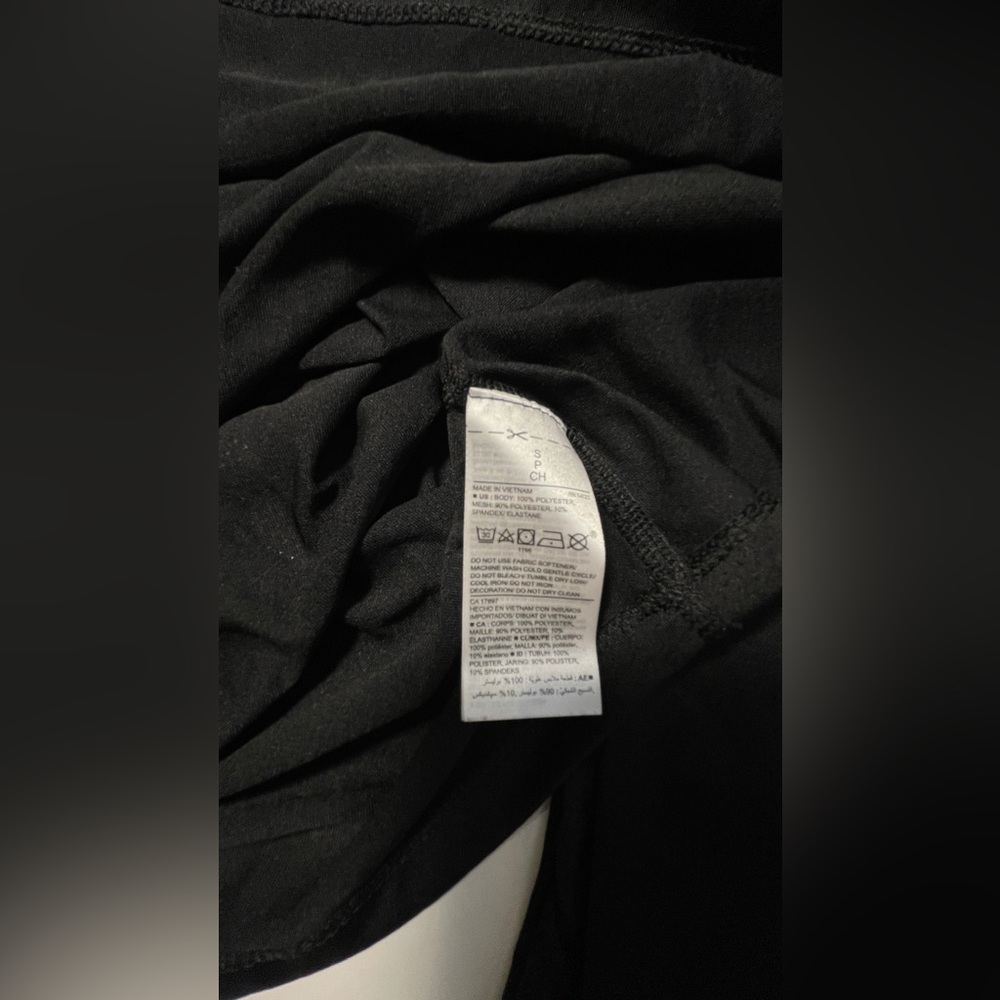 Old Navy Vintage GoDry Active Black Long Sleeve Top - Picture 9 of 12